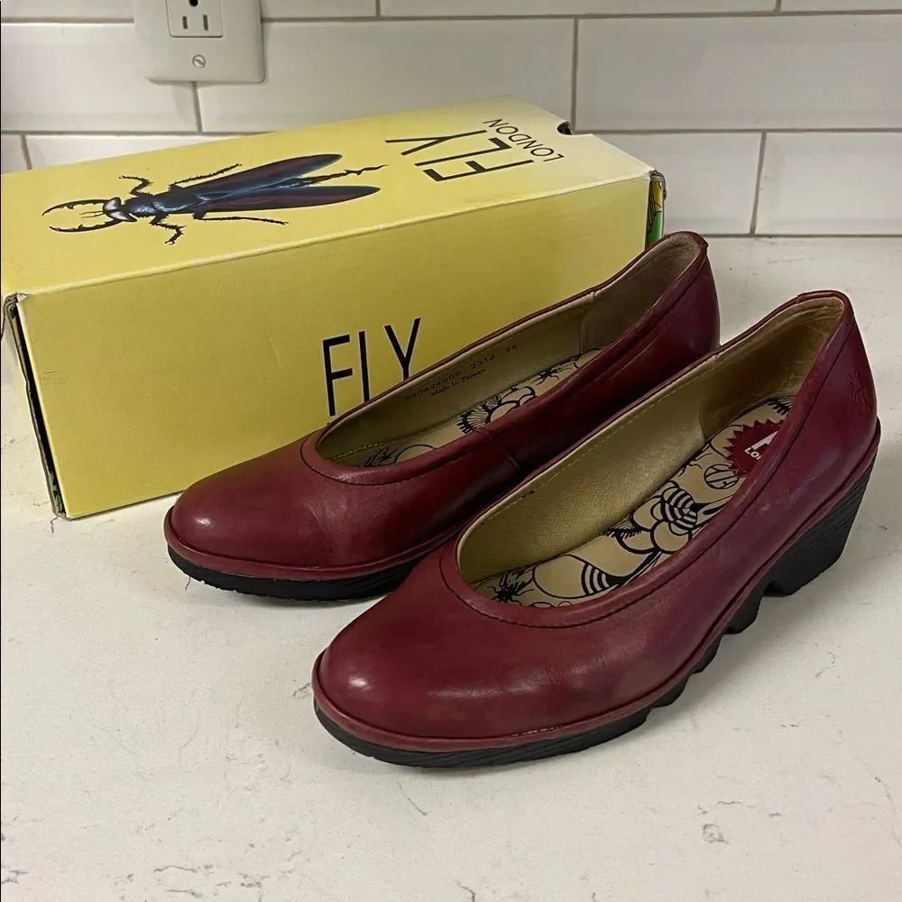 FLY London Women's Wedge Pump Bordeaux Pumps Size Euro 39 US 8 - 8 1/2 approx